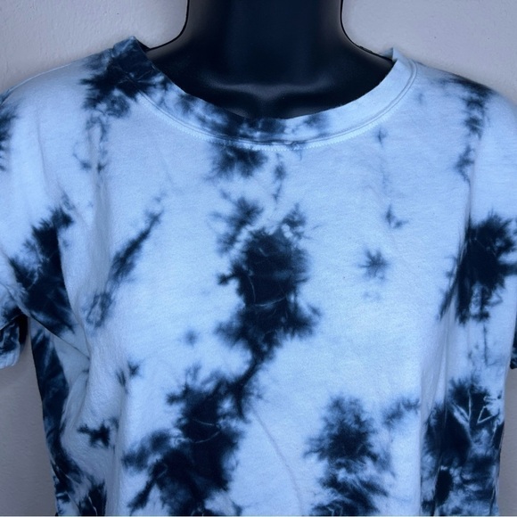 SMALL BLUE TIE DYE CROP TOP SHORT SLEEVE - Picture 2 of 10